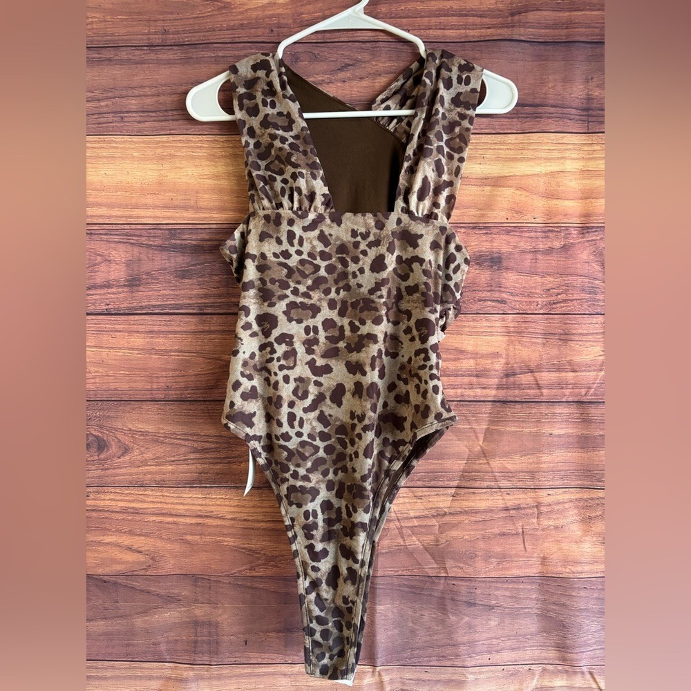Tyssedal Studio Leopard Print Ruched Crossover Halter Bodysuit Brown Tan Large - Picture 5 of 9